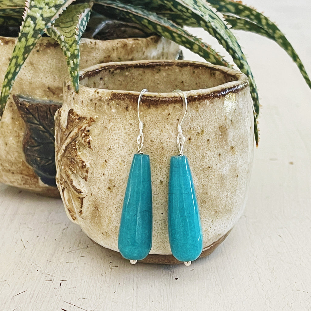 Sterling Silver Dyed Blue Agate Faceted Drop Earrings