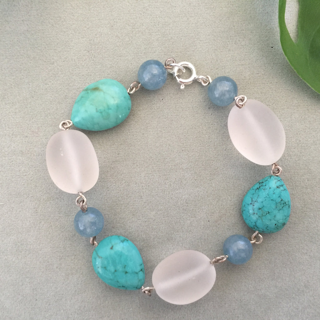 Howlite, Quartz and Aquamarine silver bead Bracelet