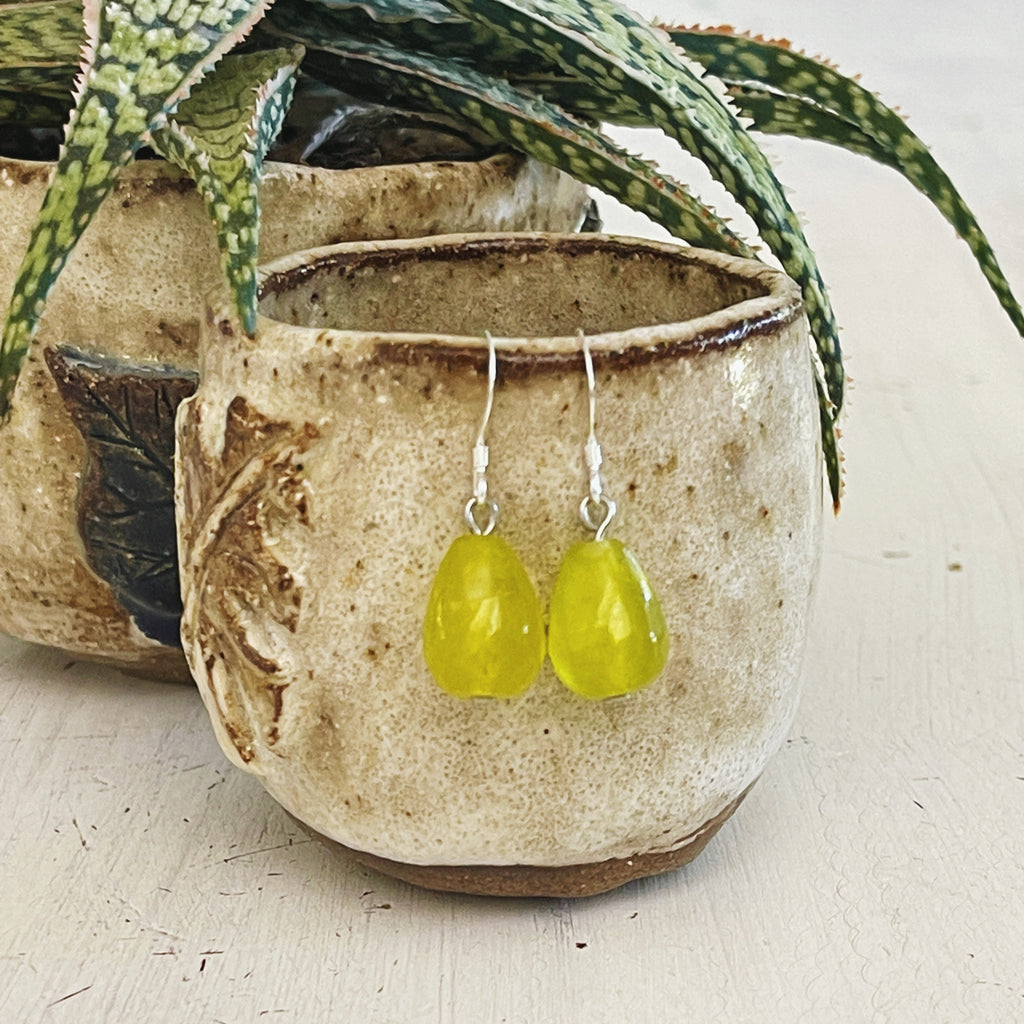 Sterling Silver Apple Green Agate Drop Earrings