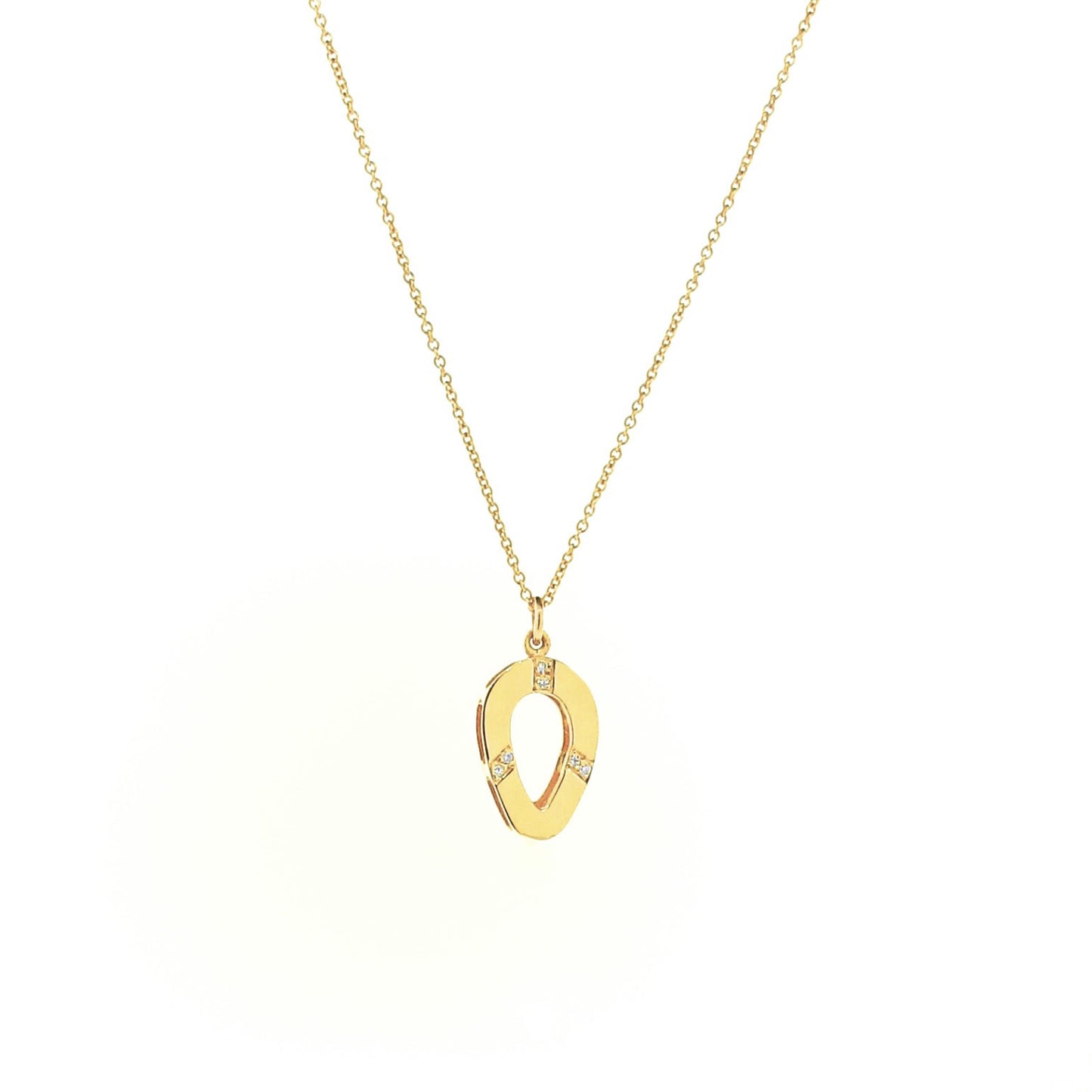 yellow gold diamond oval Halo diamond pendant