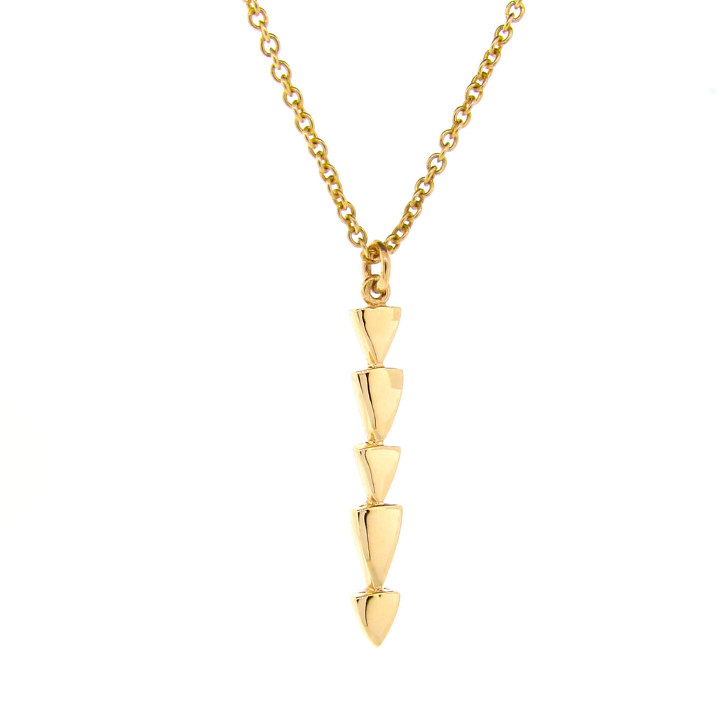 yellow gold chasing arrows pendant