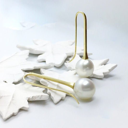 18ct Yellow gold South Sea Pearl Drop Earrings