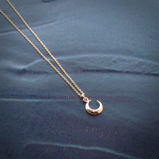 Yellow Gold Crescent Moon Pendant Charm