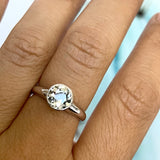White Gold Green Quartz Round Simplicity Ring